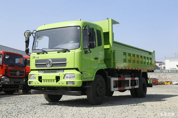 东风商用车 天锦中卡 240马力 4X2 5.4米自卸车(485后桥)(5.571速比)(DFH3180B)