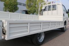长安跨越者D5 PLUS 标准版 1.8L 125马力 3.95米单排栏板小卡(国六)(SC1031UFD63)