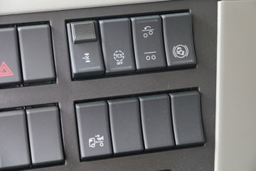 �ֶ��� FM�ؿ� 370���� 6X2Rר�ó�(����)ͼƬ