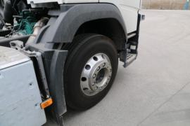 沃尔沃FM&nbsp;载货车底盘                                                图片