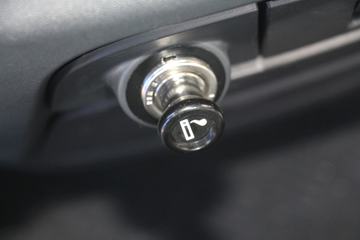 ���� ����J5 115���� 4.18�׵��������ῨͼƬ