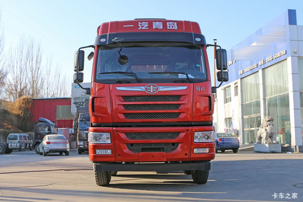 青岛解放 悍V 320马力 8X4 9.5米杂项危险物品厢式运输车(CA5310XZWP1K2L7T4E5A80)
