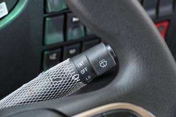 ���� ������D9 180���� 4X2 6.8�������ػ�������ͼƬ