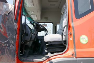 ���� ������D9 180���� 4X2 6.8�������ػ�������ͼƬ