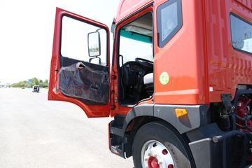 ���� ������D9 180���� 4X2 6.8�������ػ�������ͼƬ