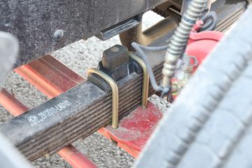 ���� ������D9 180���� 4X2 6.8�������ػ�������ͼƬ
