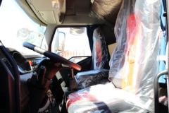 一汽解放 J6L中卡 240马力 6X2 7.7米栏板载货车(CA1250P62K1L5T3E5)