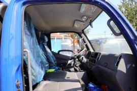 瑞沃E3&nbsp;自卸车驾驶室                                               图片