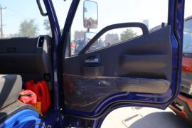 瑞沃E3&nbsp;自卸车驾驶室                                               图片