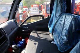 瑞沃E3&nbsp;自卸车驾驶室                                               图片