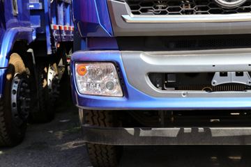 ���� ����Q5 220���� 6X2 6.8�������ػ���ͼƬ
