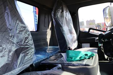 ���� ����Q5 220���� 6X2 6.8�������ػ���ͼƬ