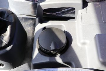 ���� ����Q5 220���� 6X2 6.8�������ػ���ͼƬ