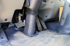 福田 瑞沃Q5 220马力 6X2 6.8米栏板载货车(BJ1255VNPHE-FD)