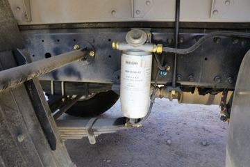 ���� ����Q5 220���� 6X2 6.8�������ػ���ͼƬ