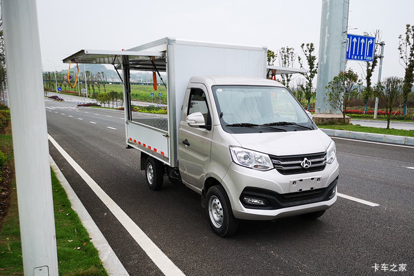 长安跨越王X1 标准版 1.5L 汽油 112马力 3.01米单排翼开启厢式微卡(单后轮)(国六)(SC5021XYKXDD64)