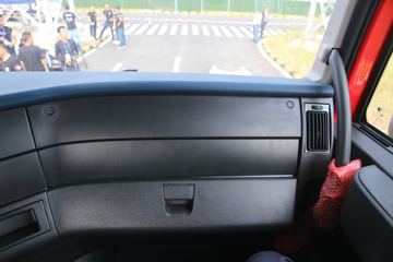  ʨC6ؿ 560 6X4ǣ(߶)()(CQ4257HK13334)ͼƬ