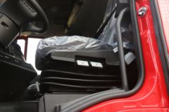 上汽红岩 杰狮C6重卡 560马力 6X4牵引车(高顶)(国六)(CQ4257HK13334)