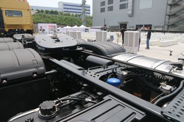  ʨC6ؿ 560 6X4ǣ(߶)()(CQ4257HK13334)ͼƬ