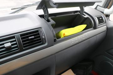 ���� �����Ʒ� 210���� 6.8���Ű���ʽ�ػ���ͼƬ