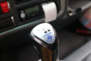 ���� �����Ʒ� 210���� 6.8���Ű���ʽ�ػ���ͼƬ