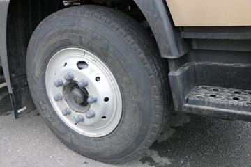 ���� �����Ʒ� 210���� 6.8���Ű���ʽ�ػ���ͼƬ