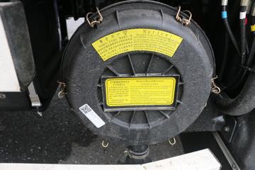 ���� �����Ʒ� 210���� 6.8���Ű���ʽ�ػ���ͼƬ