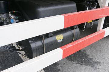 ���� �����Ʒ� 210���� 6.8���Ű���ʽ�ػ���ͼƬ