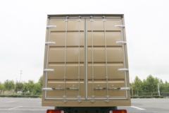 福田 奥铃大黄蜂 210马力 6.8米排半厢式载货车(BJ5186XXY-A1)