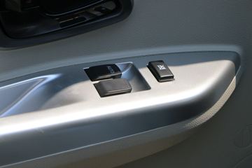 �������� �ǿ�Lϵ ��׼�� 1.5L 112���� ���� 2.66��˫������΢��(SC1032SAAA5)ͼƬ