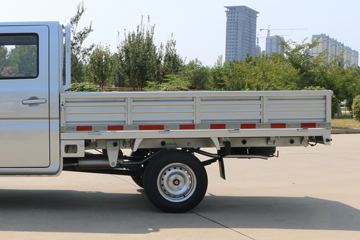 �������� �ǿ�Lϵ ��׼�� 1.5L 112���� ���� 2.66��˫������΢��(SC1032SAAA5)ͼƬ