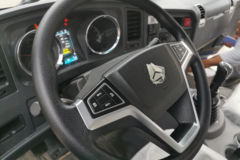 中国重汽HOWO 悍将 130马力 4.15米单排厢式轻卡(国六)(ZZ5047XXYH3315F141)