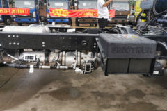 中国重汽HOWO 悍将 130马力 4.15米单排厢式轻卡(国六)(ZZ5047XXYH3315F141)