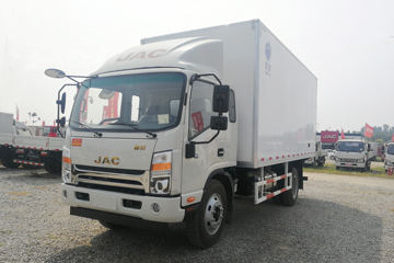 江淮 帅铃Q7 154马力 5.2米排半厢式轻卡(HFC5091XXYP71K1D1V)