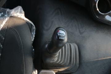 һ����� ��J6P�ؿ� �ʻݰ�2.0 460���� 6X4ǣ����(CA4250P66K24T1A1E5)ͼƬ