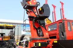 陕汽重卡 德龙新M3000 336马力 8X4 折臂随车吊(SX5310JSQHB466)