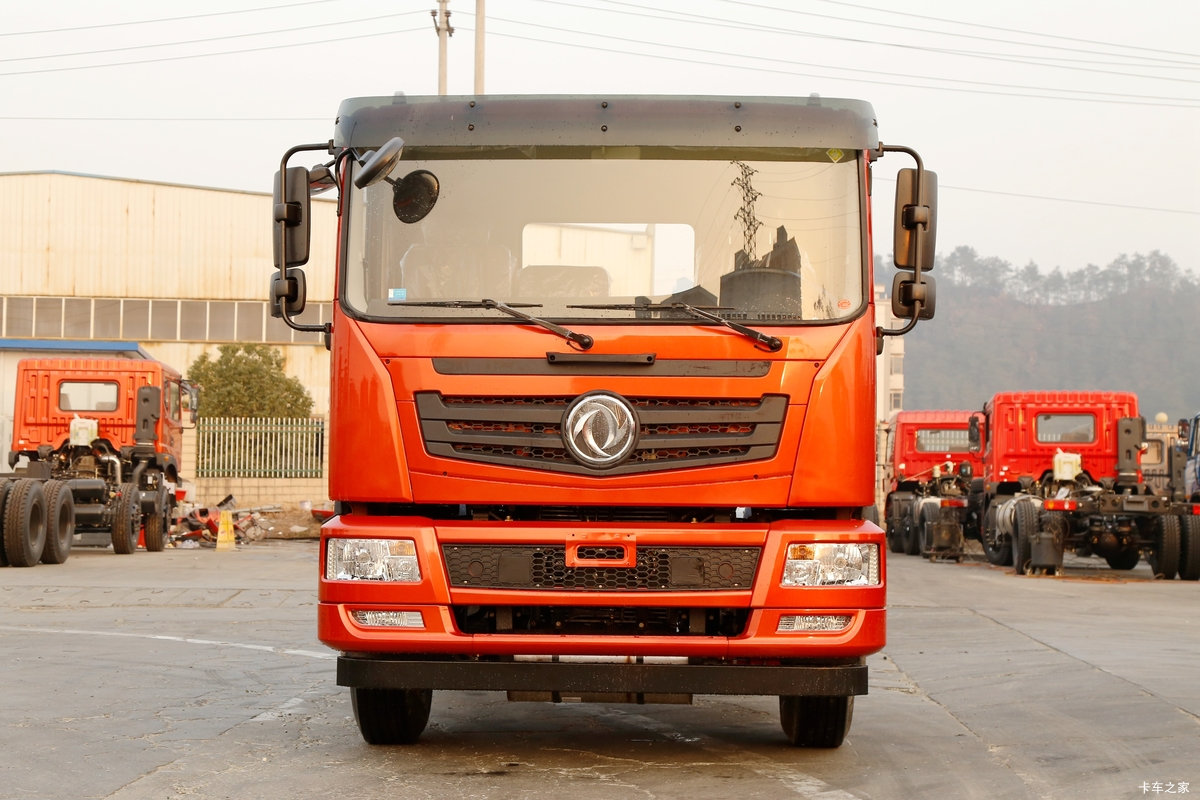 东风华神 T5 190马力 4X2 洒水车(法士特)(程力威牌)