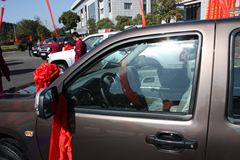 2011款江淮 瑞铃 106马力 2.5L柴油 大双排皮卡(4JB1)