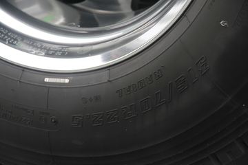 �ֶ��� FH16�ؿ� 750���� 4X2 �Զ���ǣ����ͼƬ