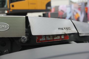 �ֶ��� FH16�ؿ� 750���� 4X2 �Զ���ǣ����ͼƬ