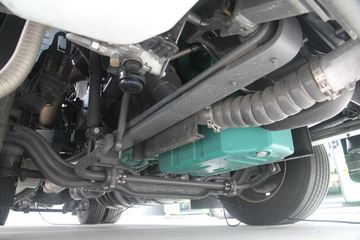 �ֶ��� FH16�ؿ� 750���� 4X2 �Զ���ǣ����ͼƬ