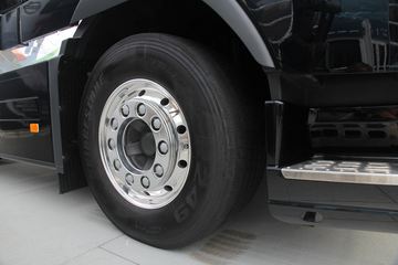 �ֶ��� FH16�ؿ� 750���� 4X2 �Զ���ǣ����ͼƬ