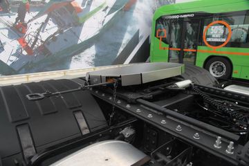 �ֶ��� FH16�ؿ� 750���� 4X2 �Զ���ǣ����ͼƬ