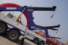 中国重汽 豪沃T5G 336马力 8X4 清障车(楚胜牌)(CSC5317TQZZT)