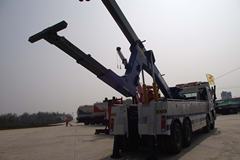 中国重汽 豪沃T5G 336马力 8X4 清障车(楚胜牌)(CSC5317TQZZT)