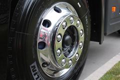 解放 J6P重卡 420马力 6X4 AMT自动挡牵引车(55周年纪念版)(CA4250P66K24T1A3HE)