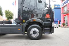 解放 J6P重卡 420马力 6X4 AMT自动挡牵引车(55周年纪念版)(CA4250P66K24T1A3HE)