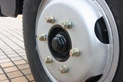 长安跨越 跨越者 102马力 3250轴距单排轻卡底盘(SC1040EFD41)