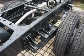 跨越者&nbsp;载货车底盘                                                图片