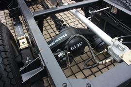 跨越者&nbsp;载货车底盘                                                图片